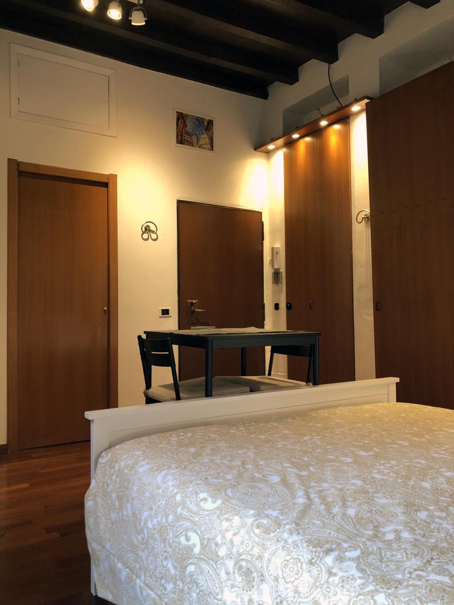 Appartamento Brera Vip Spotlight - Brera - Duomo - Castello Sforzesco - Lanza Metro M2 Milano Esterno foto