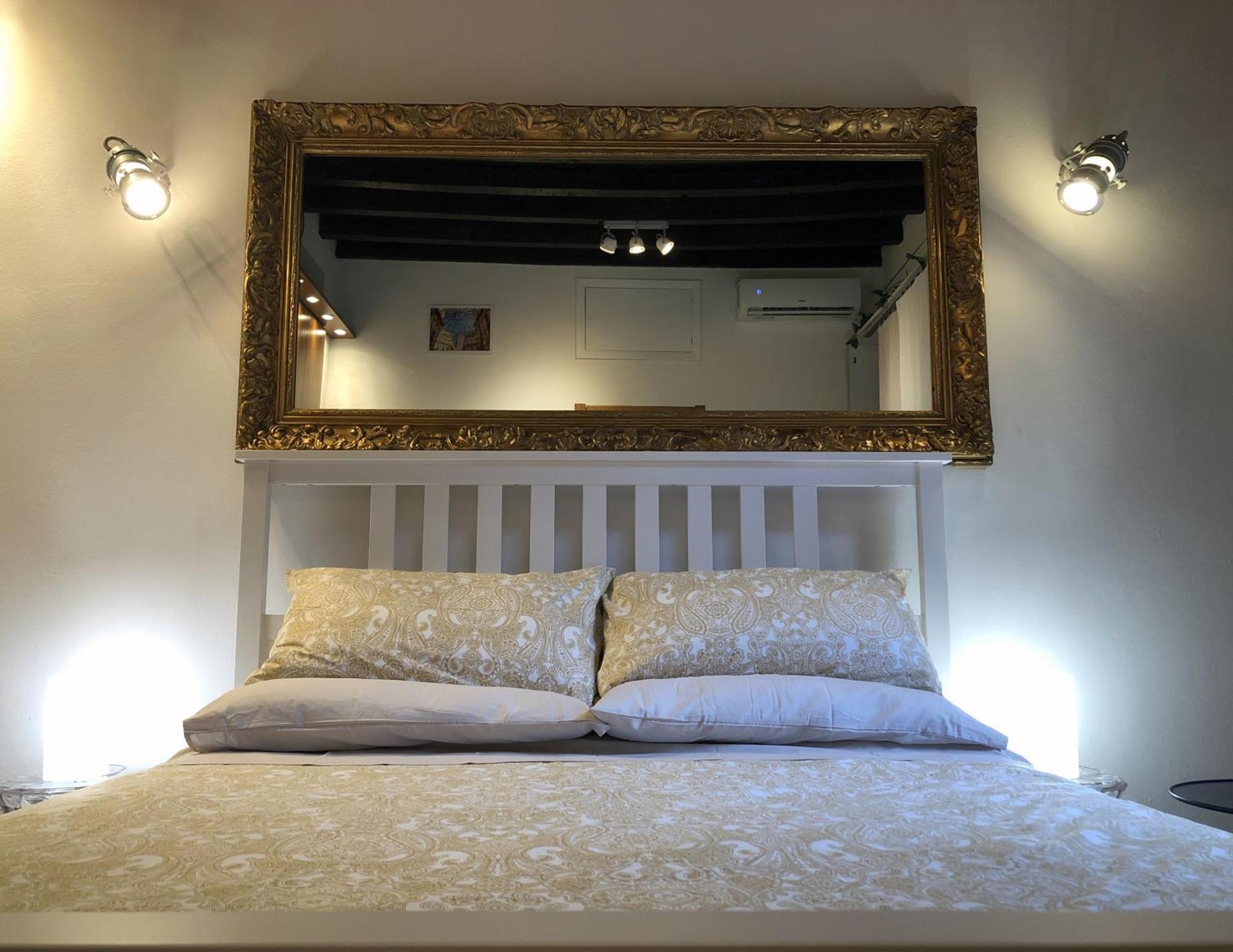 Appartamento Brera Vip Spotlight - Brera - Duomo - Castello Sforzesco - Lanza Metro M2 Milano Esterno foto